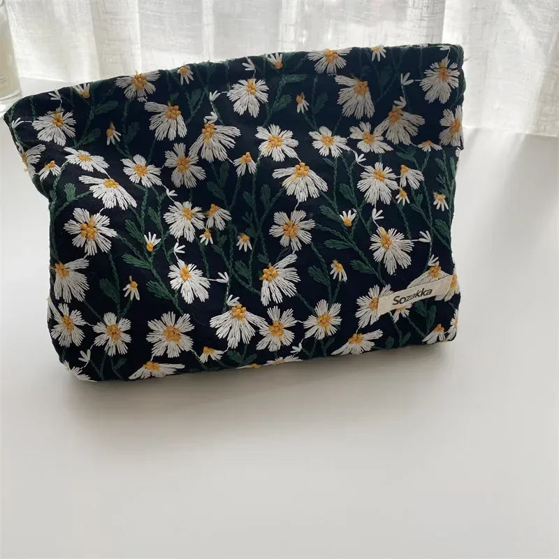 Retro Women Cosmetic Bag Canvas Floral