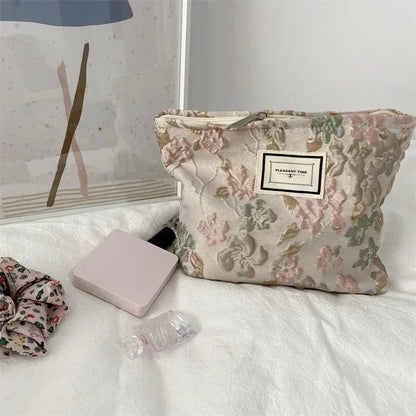 Retro Women Cosmetic Bag Canvas Floral